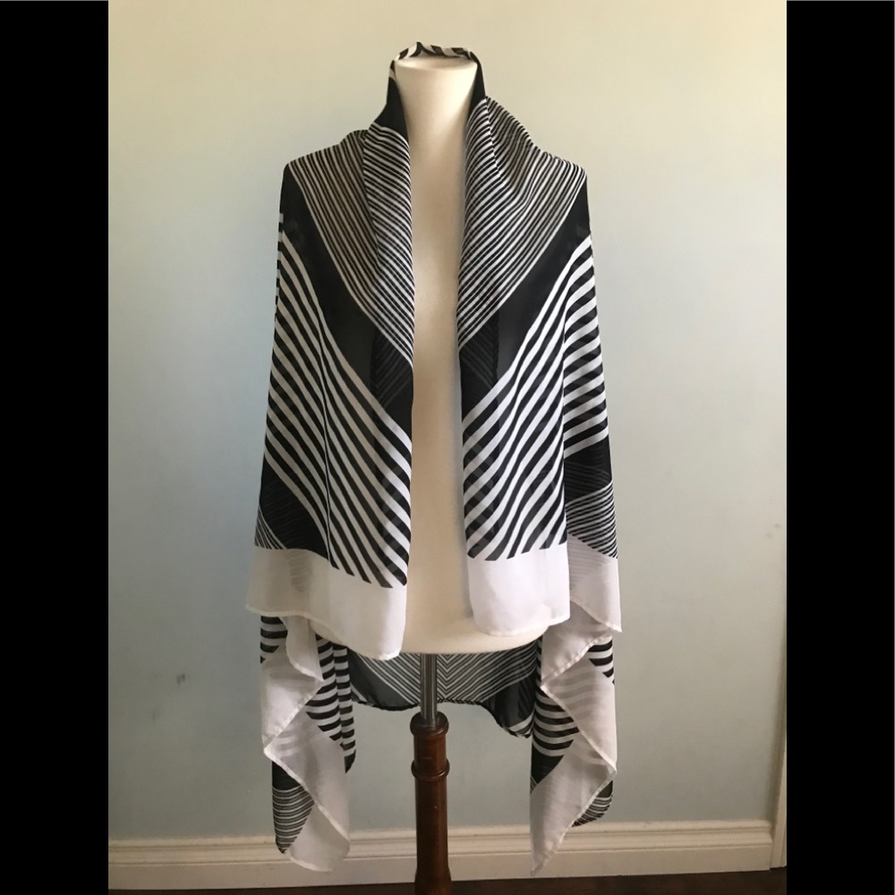 Anne Klein scarf - Picture 2 of 5